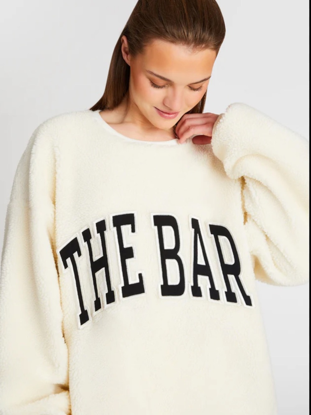 Gigi Sweatshirt - Cream "THE BAR" Pullover